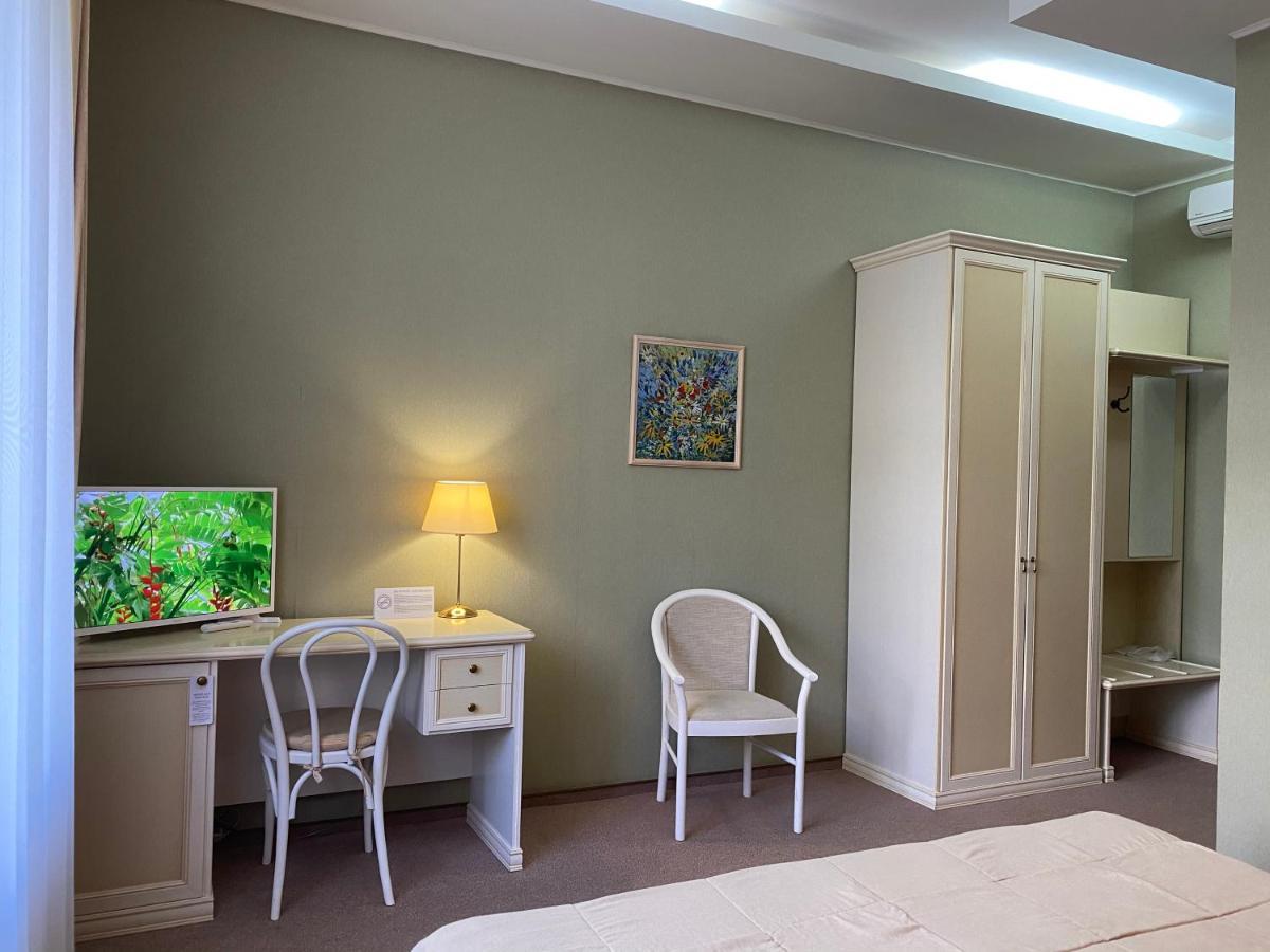 Diligence Hotel Herson Dış mekan fotoğraf