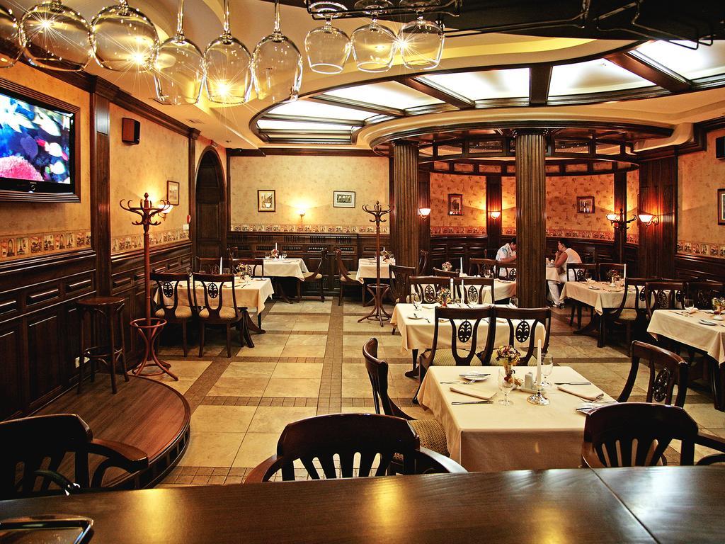 Diligence Hotel Herson Dış mekan fotoğraf