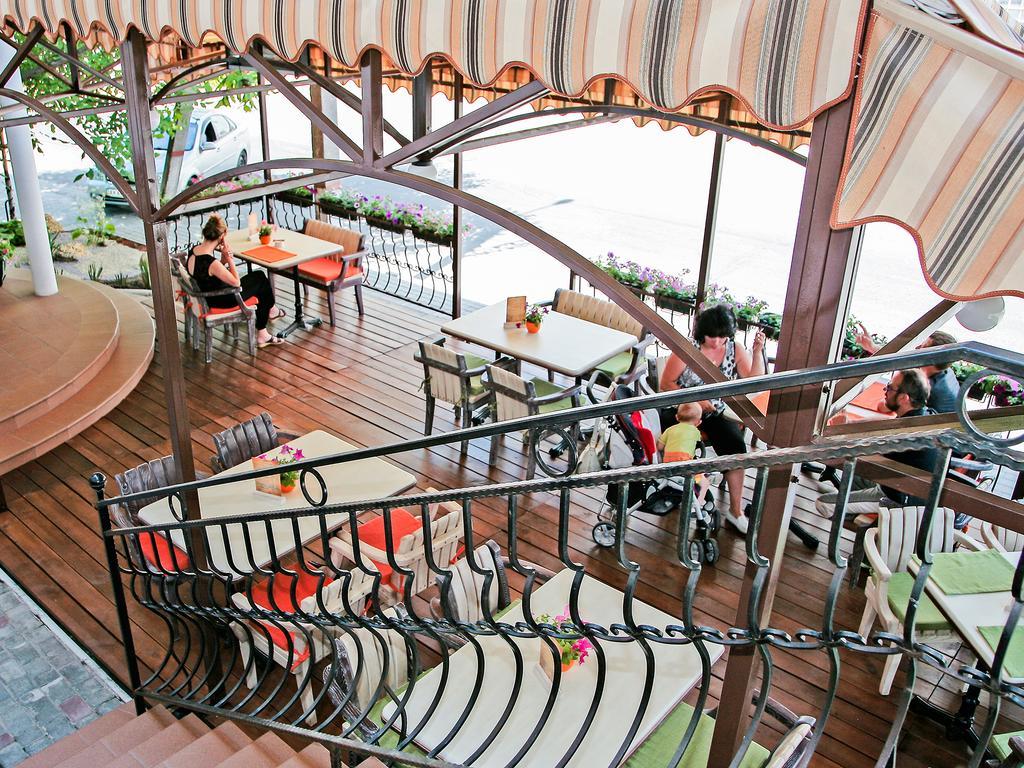 Diligence Hotel Herson Dış mekan fotoğraf